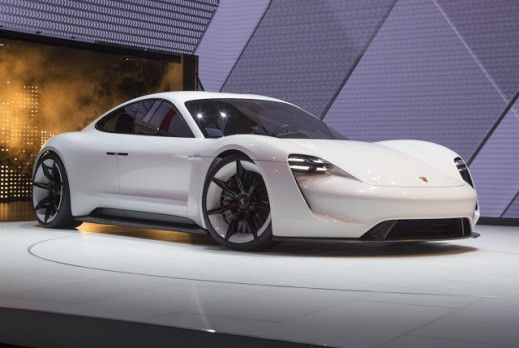 Porsche’s Mission E was one of the most talked about debuts at the show, as it signalled the luxury carmaker’s entry into the electric car market. Exaggerated design clearly signaled that the car remains in the conceptual stage, but the performance specs made its very clear that the Mission E, once it enters the market, will be competing head-to-head with Tesla. 