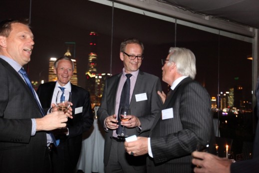 The Dinner was an opportunity for executives to discuss business in an informal setting. Left to right: Lumileds, Sr. Director R&D Automotive, Dr. Peter Stolk, Triton Private Equity, Industrial Adviser, Anders Jonsson, Lean Nova, Vice President, Jan Bengtsson; and, RAI Industry Platform, Chairman of the Board, Eddy van der Vorst.