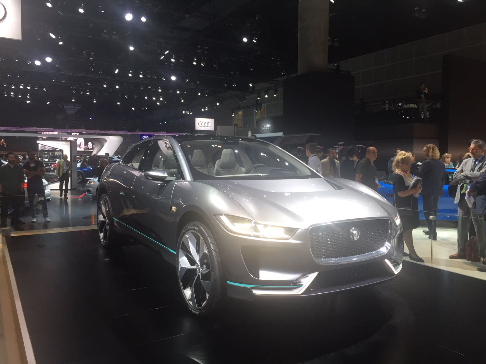 Another view on the Jaguar I-PACE Concept. 