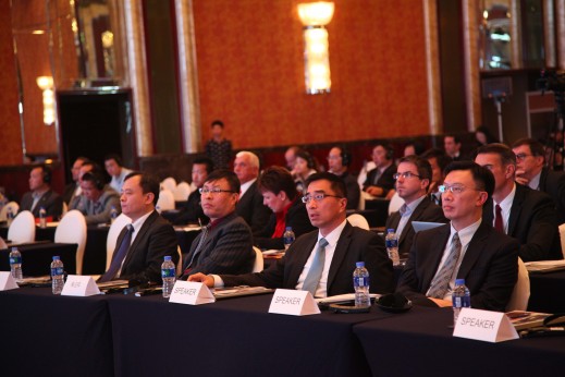 Matt Tsien, President, GM China (first from the right); Xu Daquan, EVP of Bosch China, (second on the right);Wang Xia, Chairman of CCPIT Auto Council (first from left); and James Chai of the CCPIT Auto Council (second on the left), listen attentively at the 2014 Automobil Produktion China Congress.